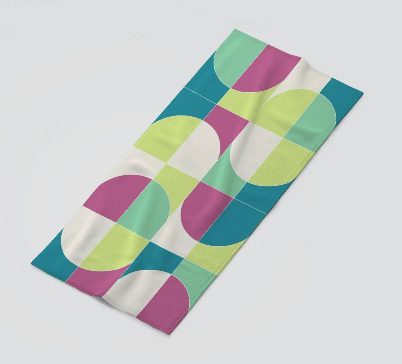 Bold Geo Tiles 04 telo mare da designdn