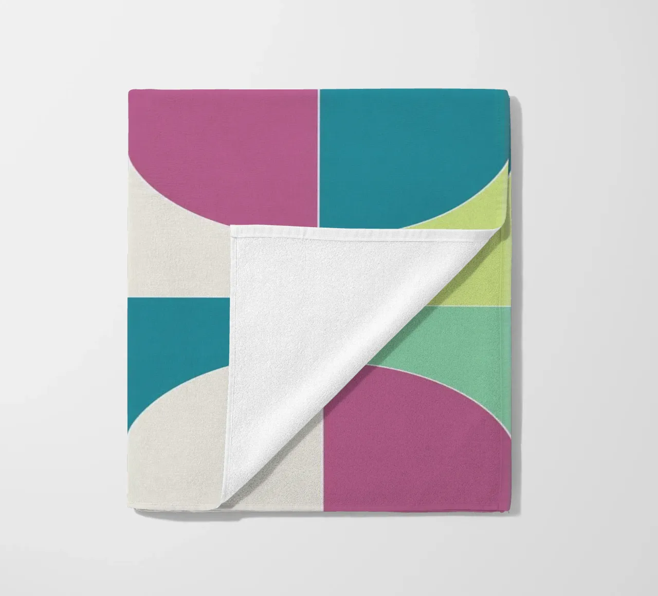 Bold Geo Tiles 04 telo mare da designdn