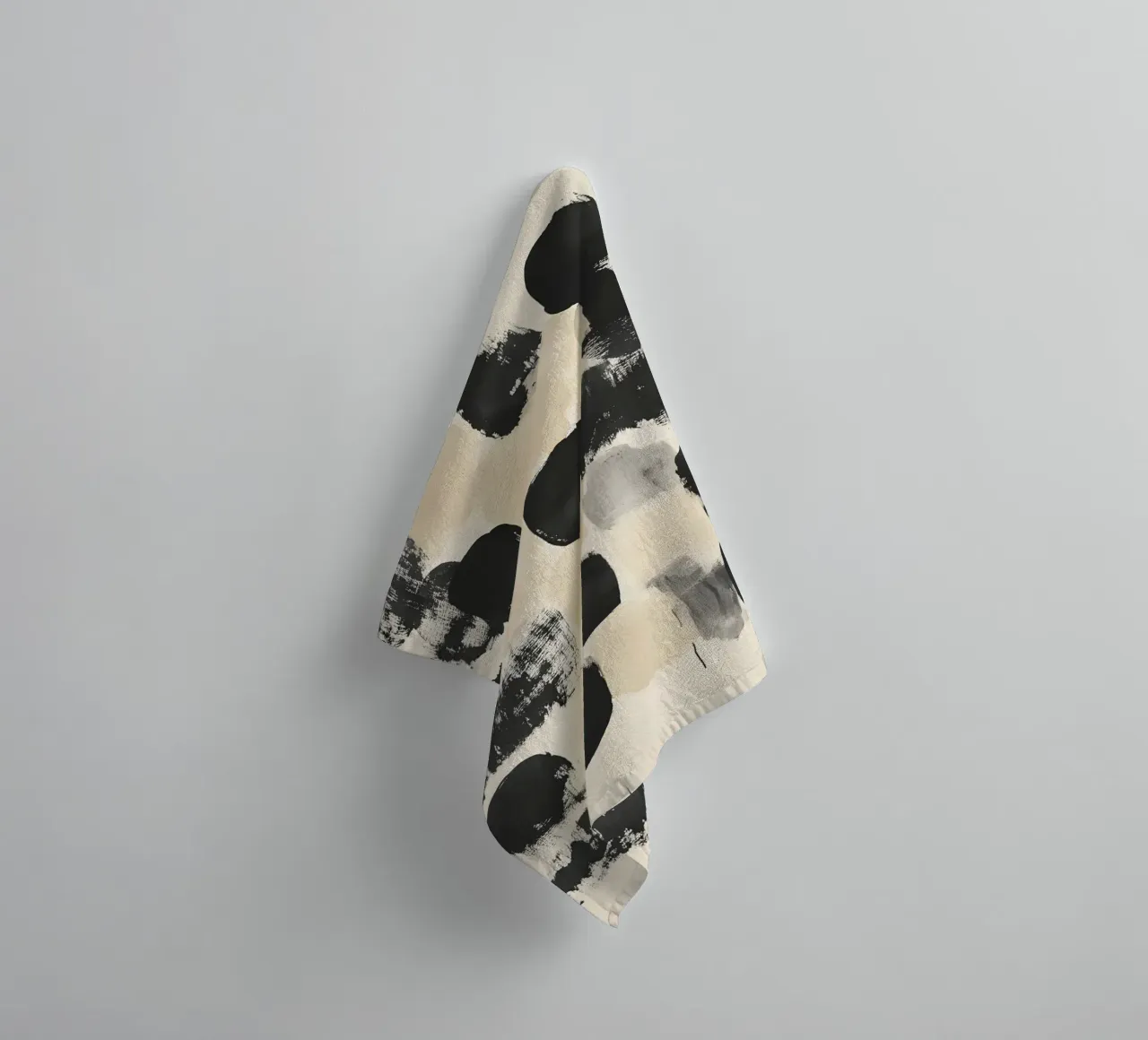 Black and Beige Abstract asciugamano da bagno da Gypsy Galleria