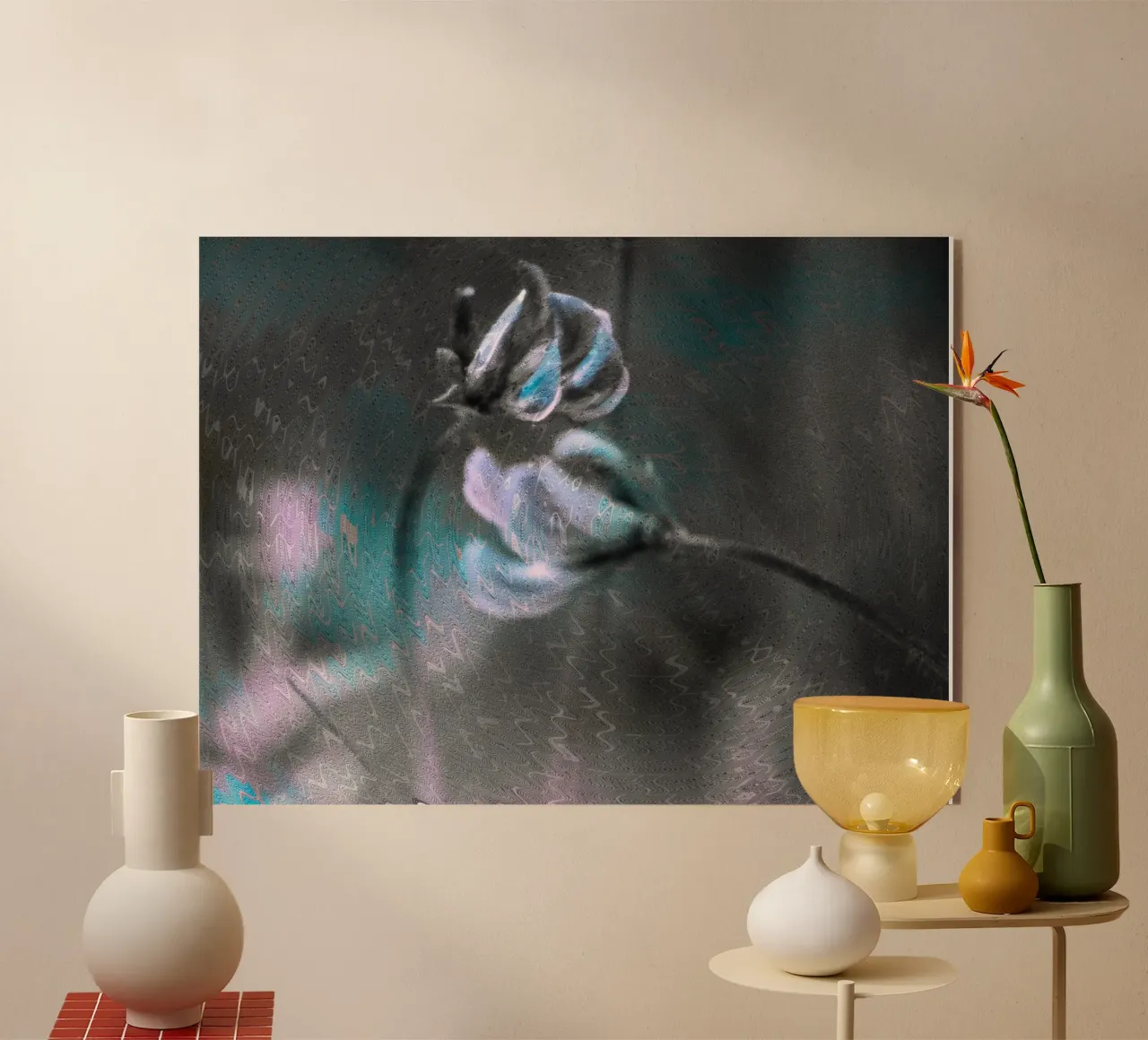 Due fiori davanti a uno sfondo artistico plexiglass da Something for you
