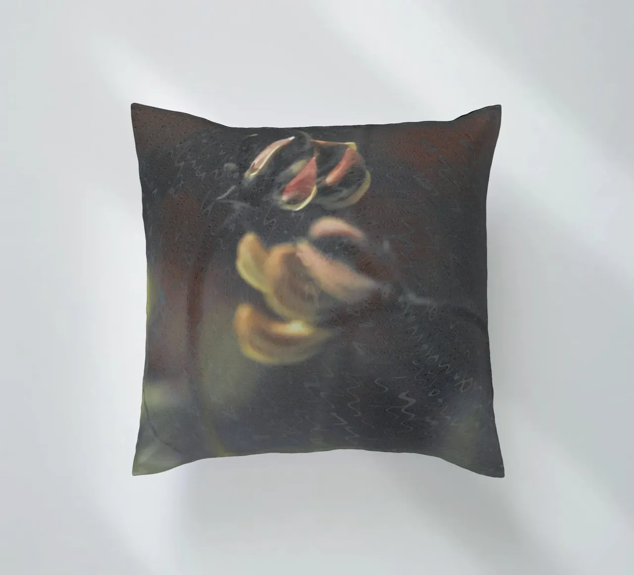 Due fiori davanti a uno sfondo artistico cuscino da Something for you