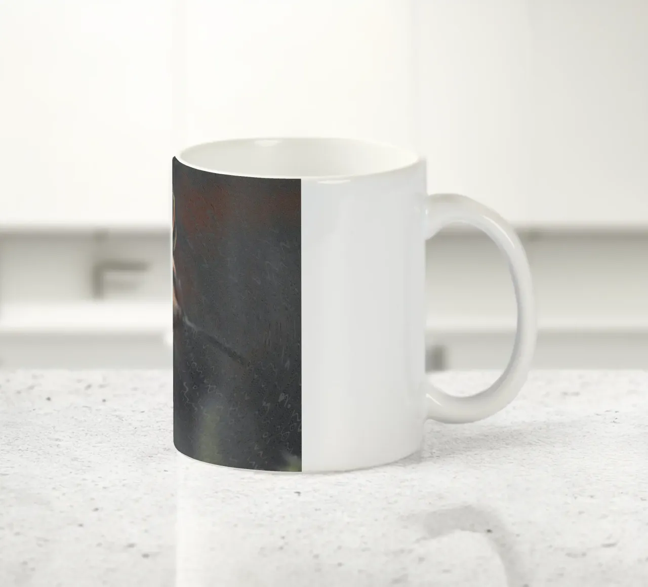 Due fiori davanti a uno sfondo artistico tazza in ceramica da Something for you