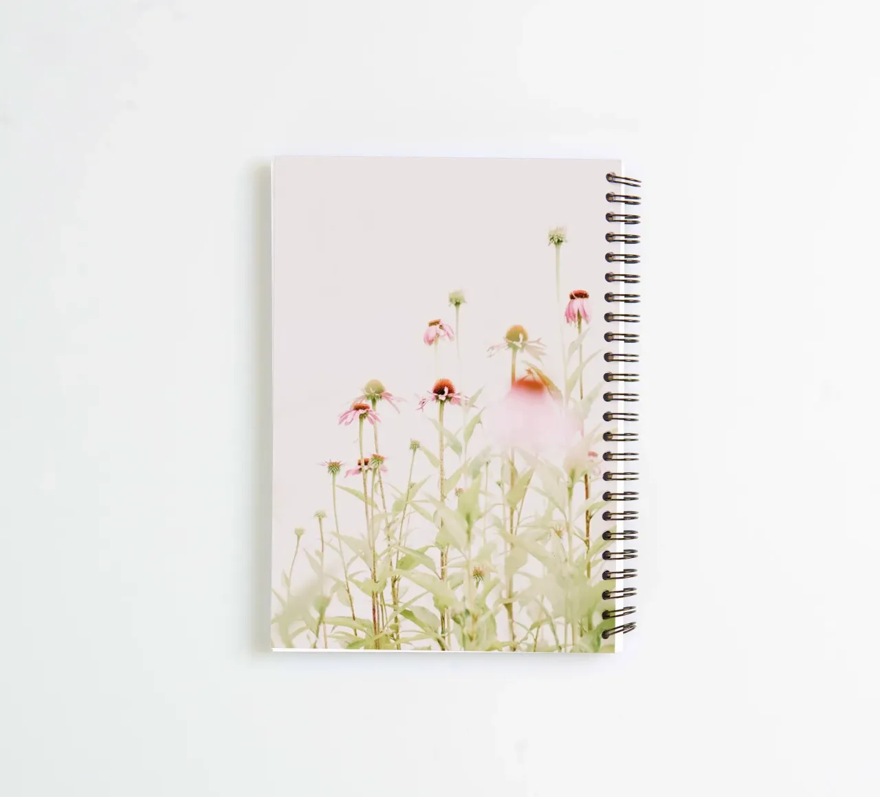 Flores Rosa Pastel Equinácea cuaderno de espiral de Ingrid Beddoes