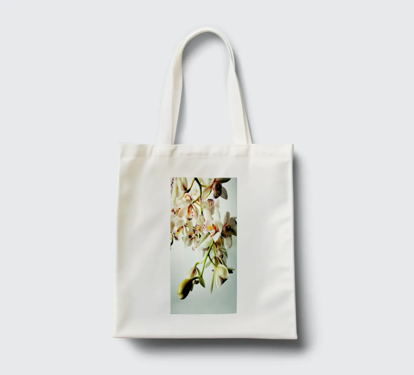 Tiny Orchids tote bag by Angelo Cerantola