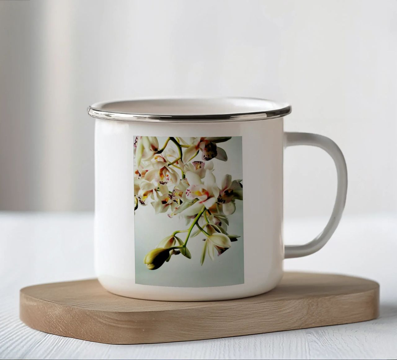 Tiny Orchids tazza in smalto da Angelo Cerantola