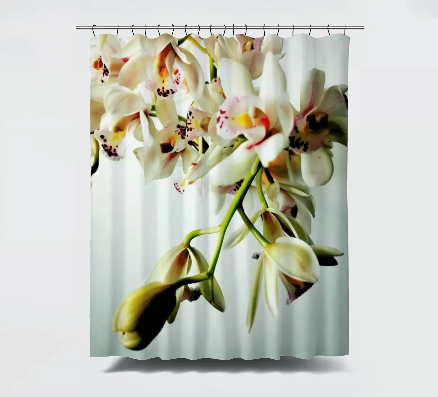Tiny Orchids douchegordijn van Angelo Cerantola