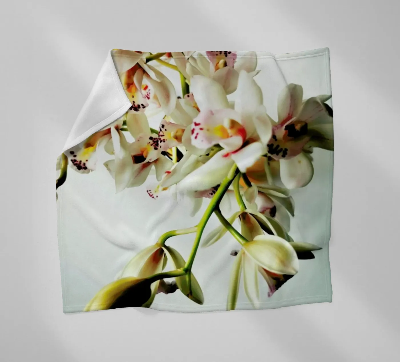 Tiny Orchids fleecedeken van Angelo Cerantola