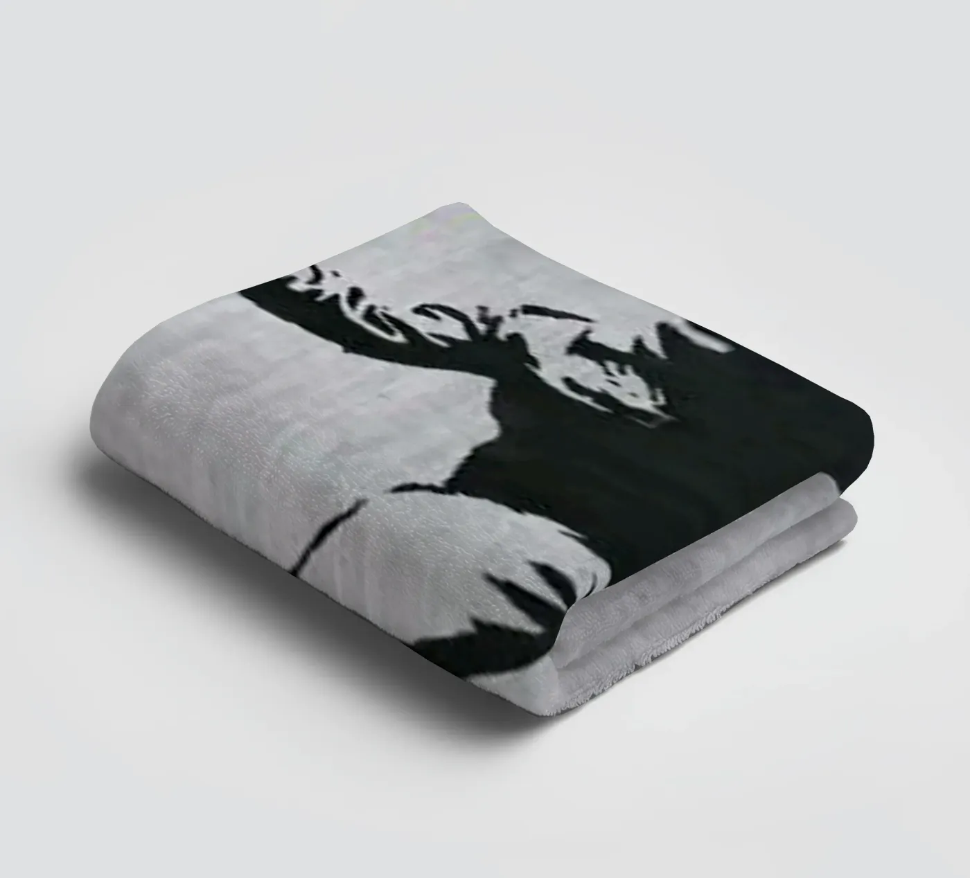 Throw Flower towel by Betty Shops