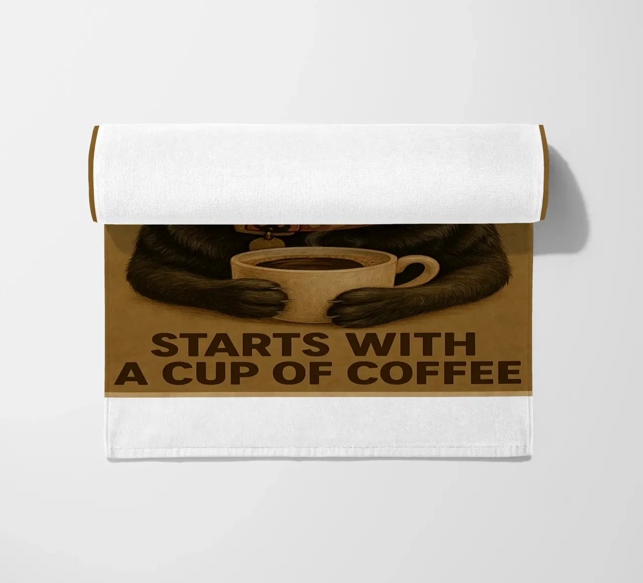 Lustige Katze Ein schnurriger Morgen beginnt mit einer Tasse Kaffee Strandtuch von Rawdenox