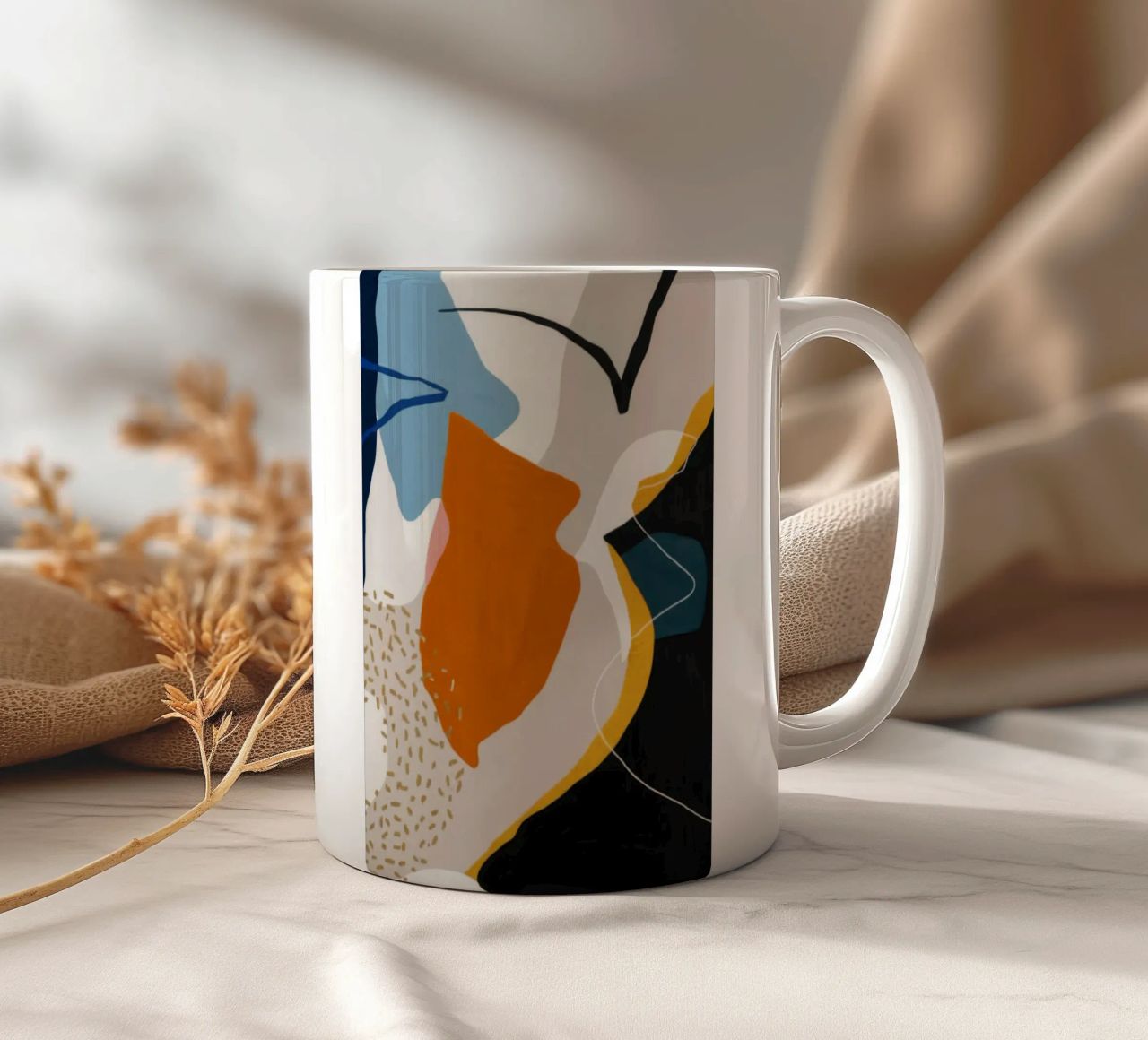 Forma del bordo giocoso tazza in ceramica da Monarch Arc