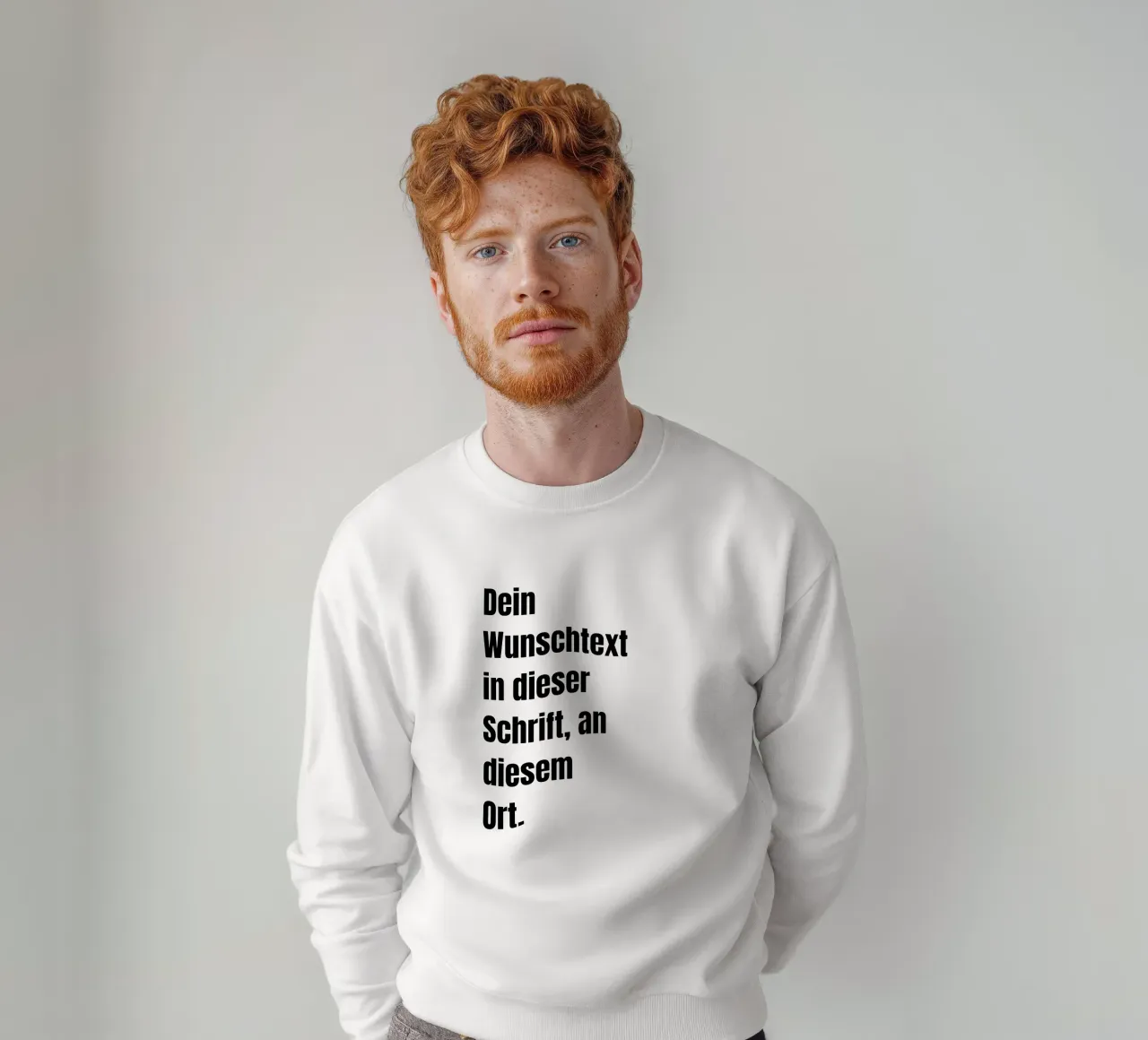 Wunschtext in schwarz weiß Sweatshirt von WORTSPIEL