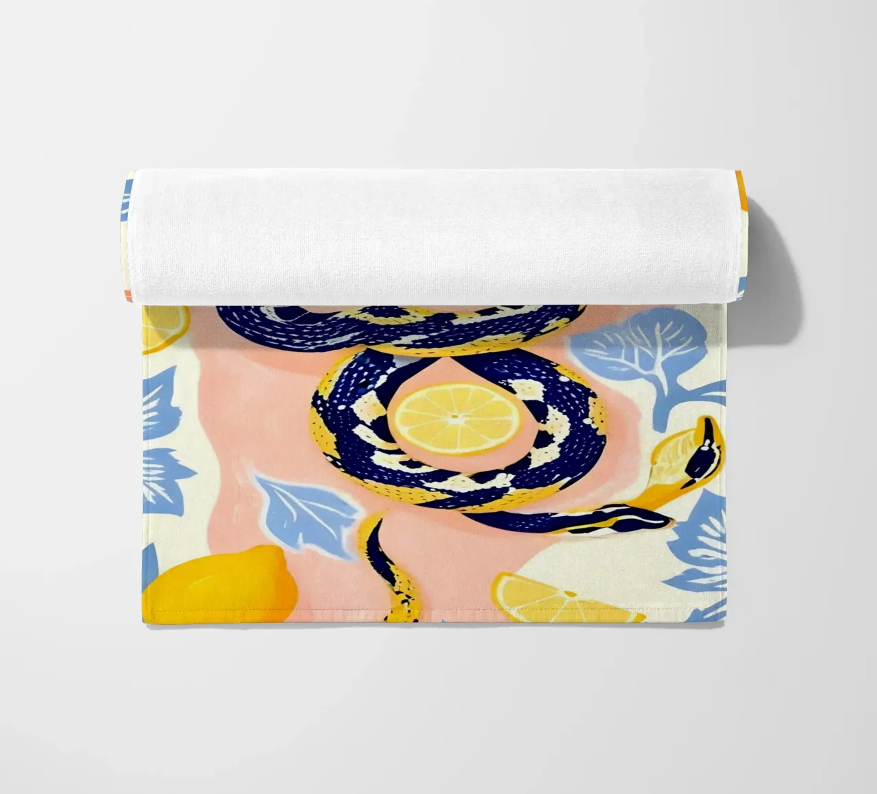 Serpenti e limoni telo mare da 83oranges.com