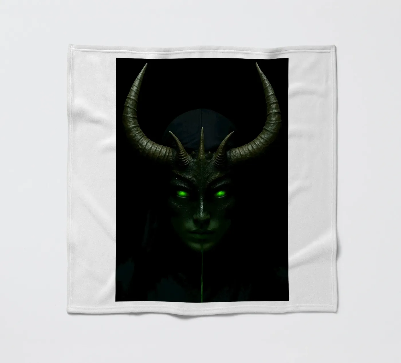 devil nun Fleecedecke von Rawghenee