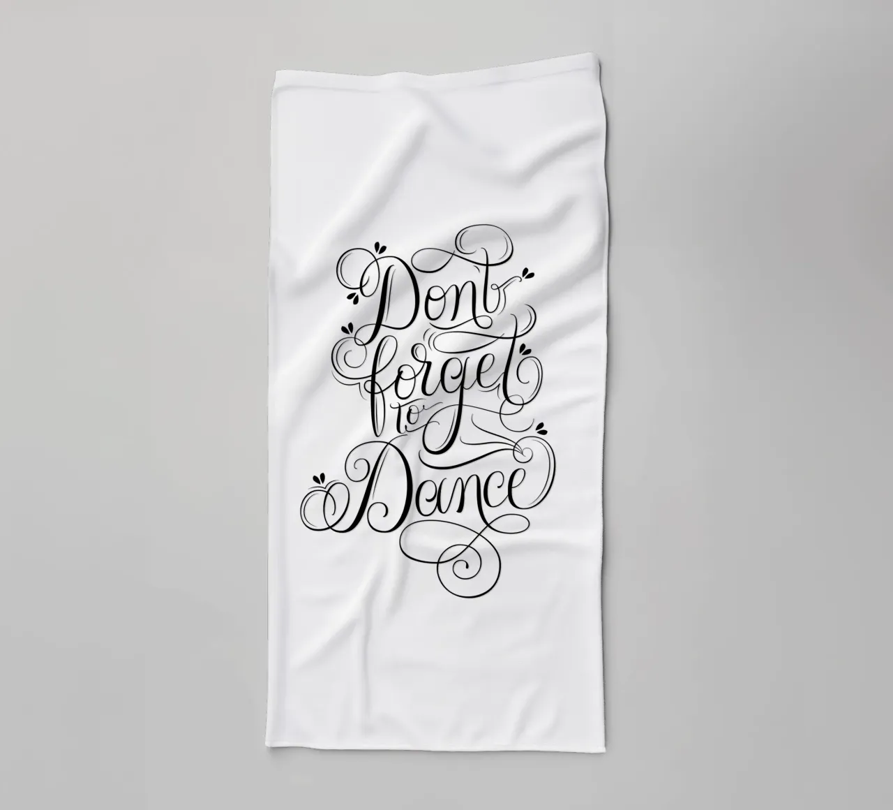 Non dimenticate di ballare. Danzare attraverso la vita. asciugamano da bagno da CalliLetters