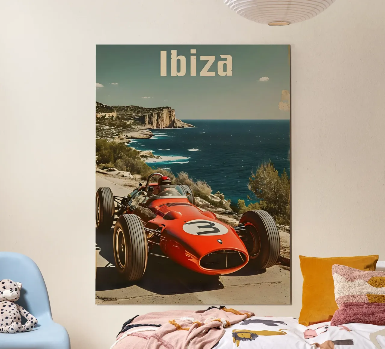 Auto da corsa d'epoca Ibiza poster con telaio in legno da Vintage Travel Art