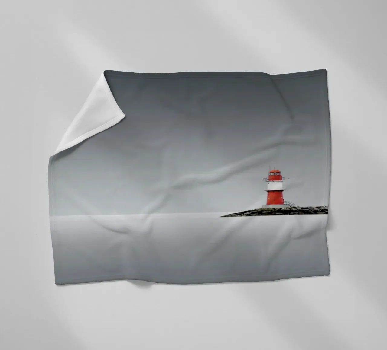 Lighthouse East | Warnemünde 2021 coperta in pile da Håggard Photography | Ronny Behnert