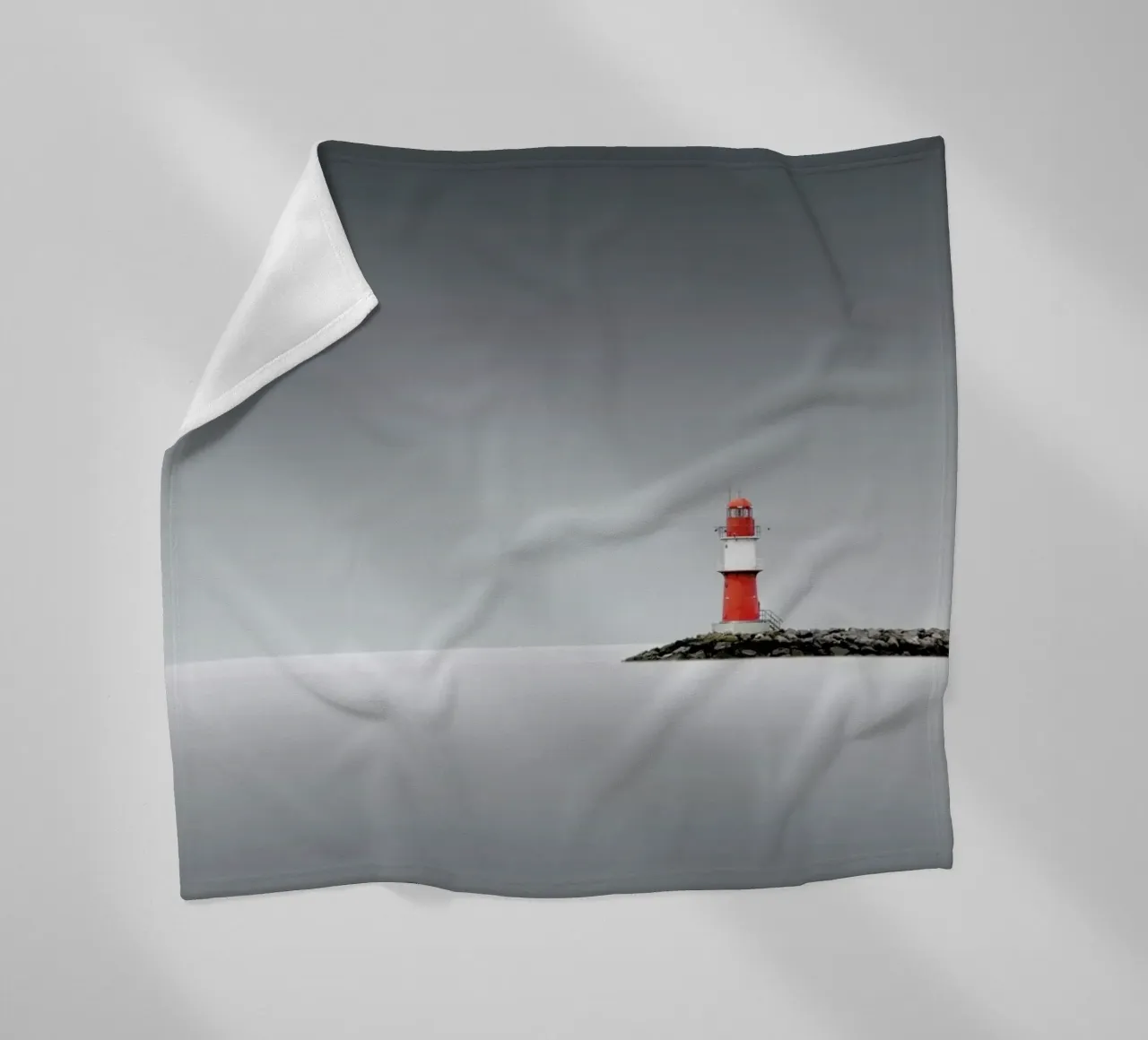 Lighthouse East | Warnemünde 2021 coperta in pile da Håggard Photography | Ronny Behnert