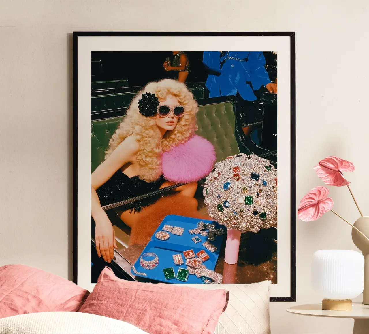 Glam and powerful woman poster con telaio in plastica da heaventrain