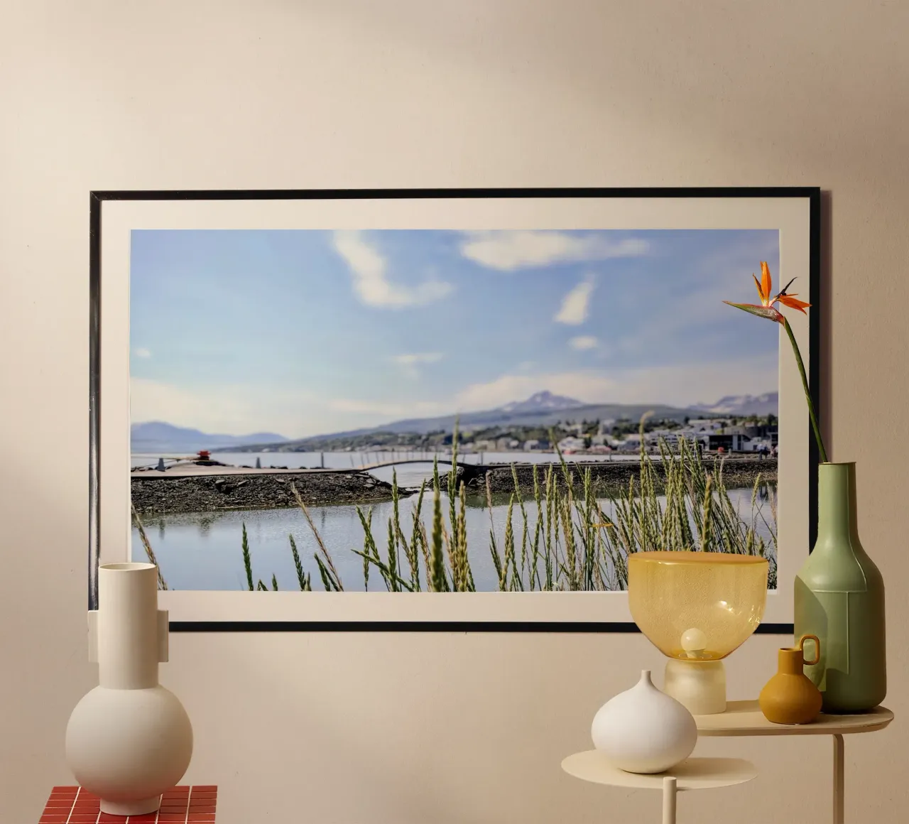 Akureyri, Islanda, motivo 1 poster con telaio in legno da ZAMART - Fotografie