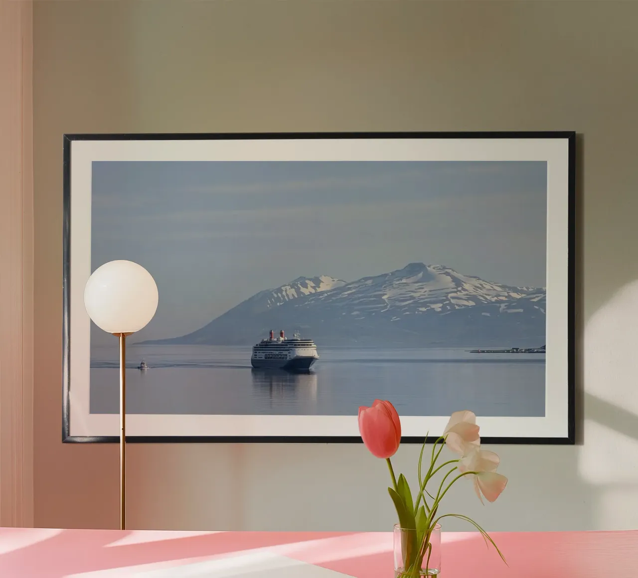 Akureyri, Islanda, motivo 4 poster con telaio in legno da ZAMART - Fotografie
