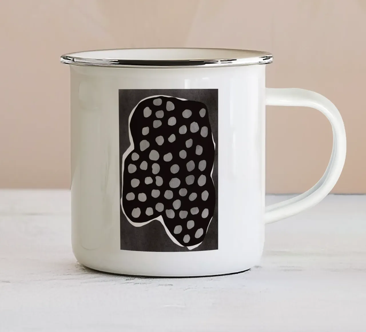 Nero astratto in grassetto 08 tazza in smalto da Little Dean