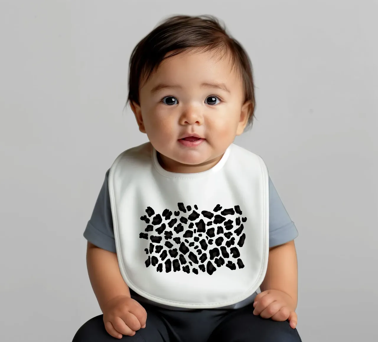 Leopard Print 2.0 Black bavaglino da SilverPegasus