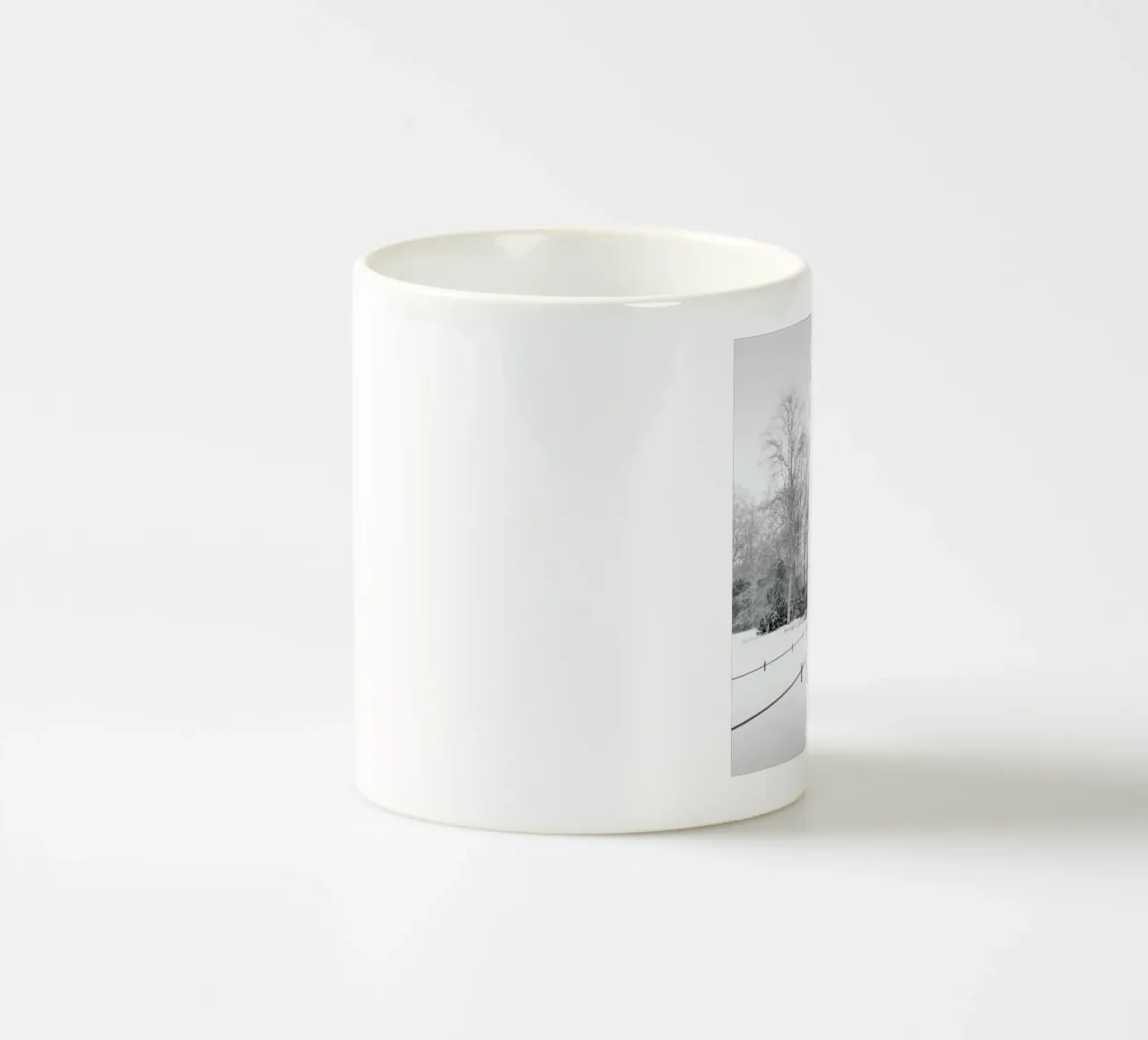 Island Of Premonition | Berlin 2021 tazza in ceramica da Håggard Photography | Ronny Behnert