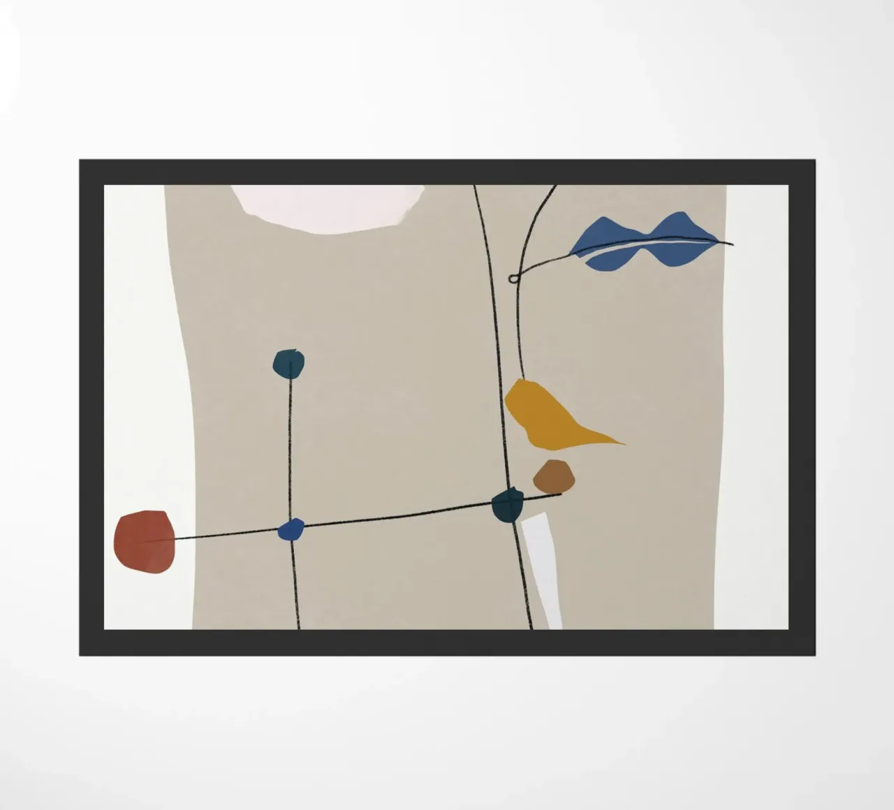 Forme minimaliste in beige zerbino da Little Dean