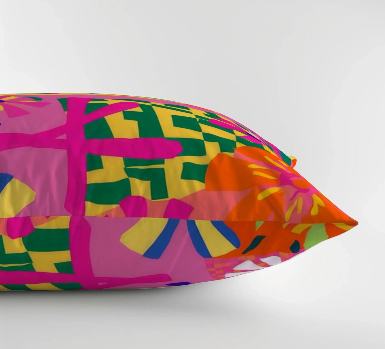 Flower Quilt Cheer decorative cushion by Zep Layers