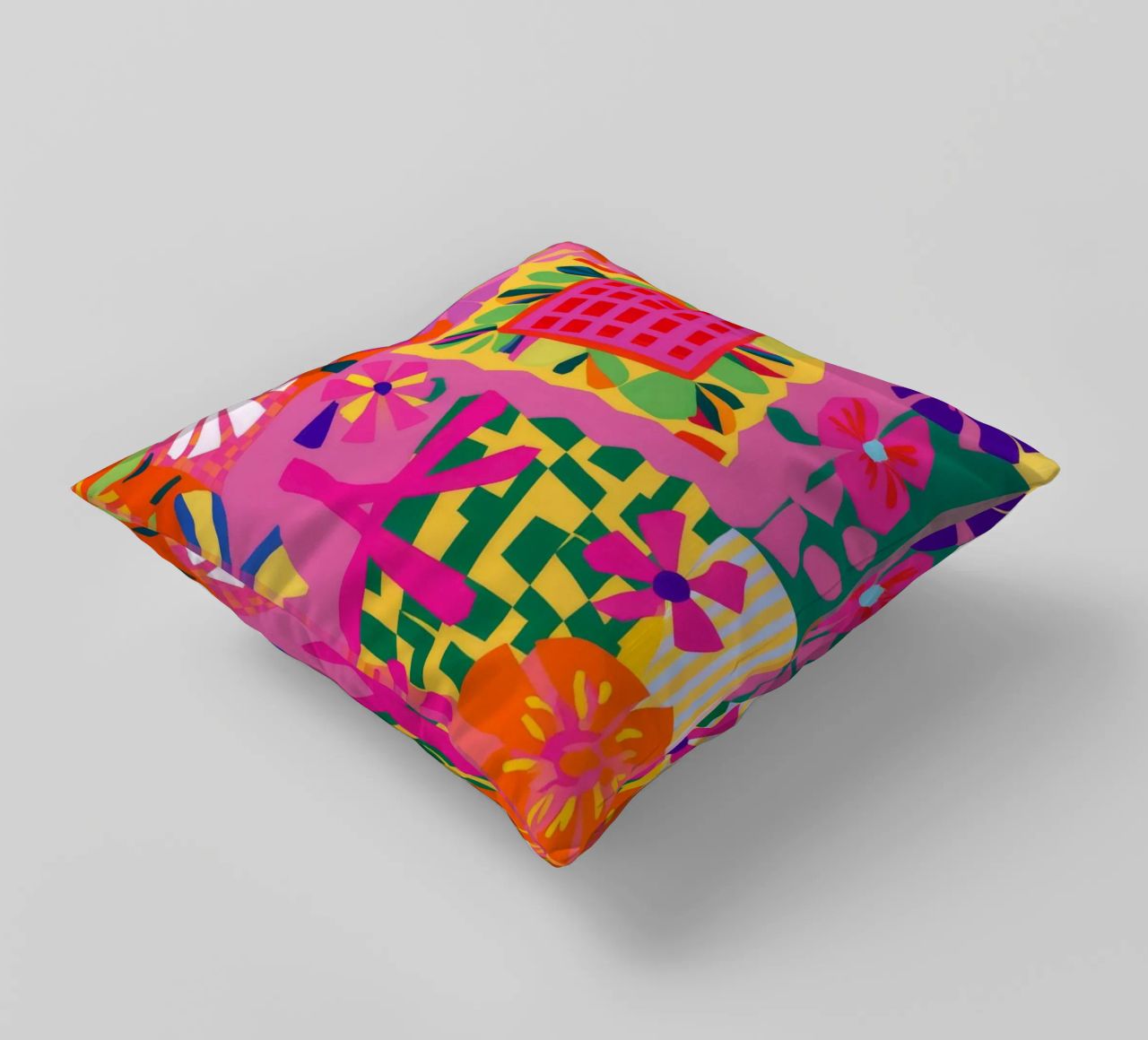 Flower Quilt Cheer decorative cushion by Zep Layers