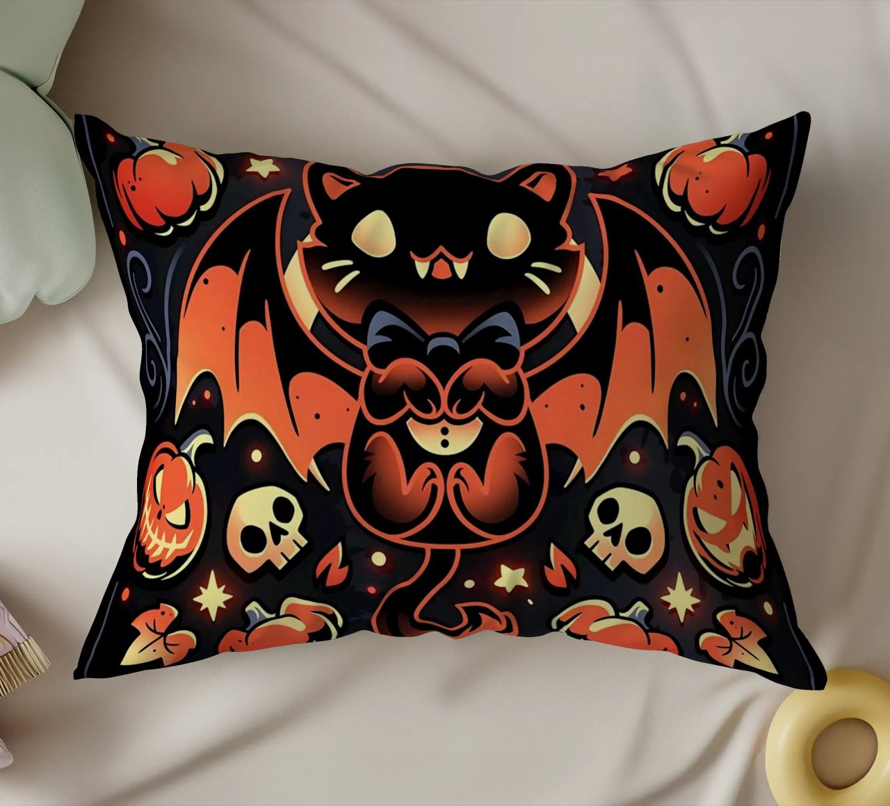 chauve-souris chat citrouilles crânes feuilles d'automne étoiles tourbillons queue aile coussin de Ashish Kashyap
