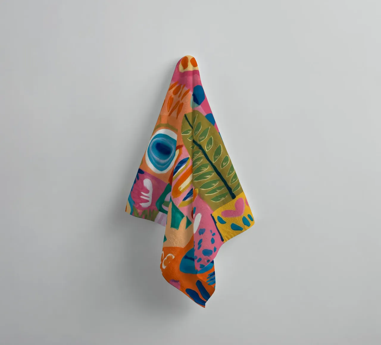 Totem des Wachstums Handtuch von Zep Layers
