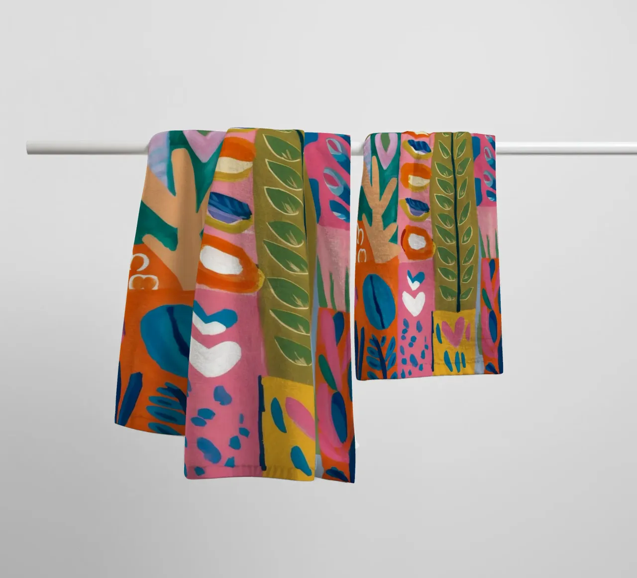 Totem des Wachstums Handtuch von Zep Layers