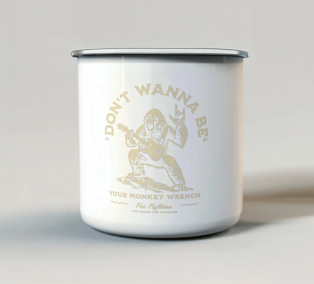 Non voglio essere la tua chiave inglese tazza in smalto da Gunawan Rb