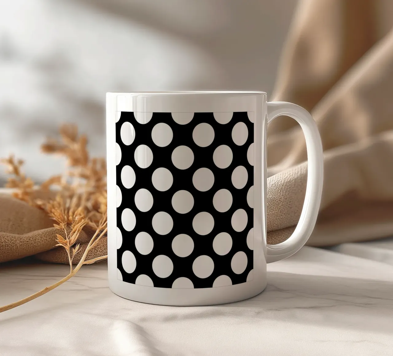 Pois neri tazza in ceramica da Happy Littles