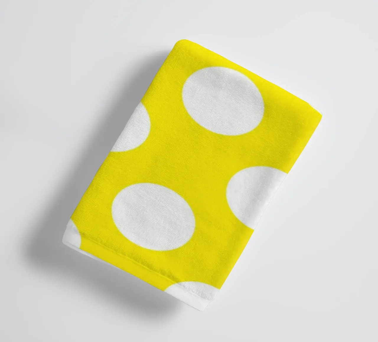Pois en jaune vif serviette de bain de Happy Littles