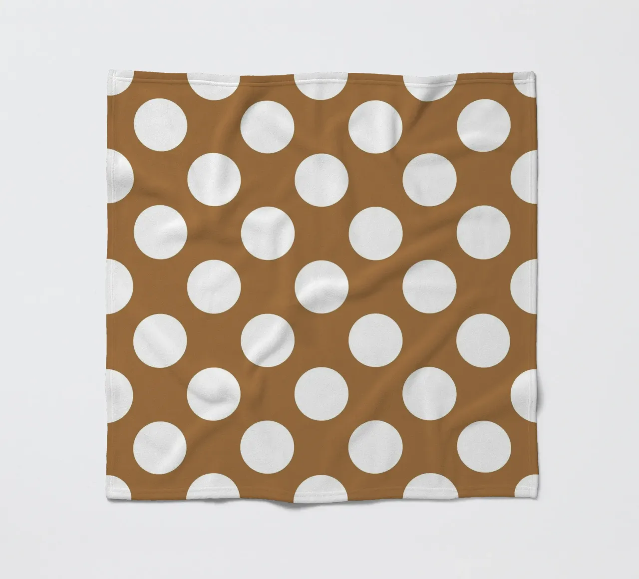 Pois in marrone coperta in pile da Happy Littles