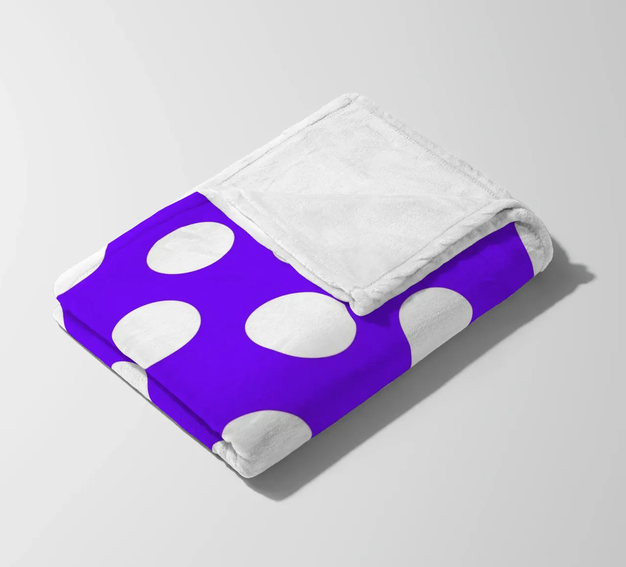 Pois in viola intenso coperta in pile da Happy Littles