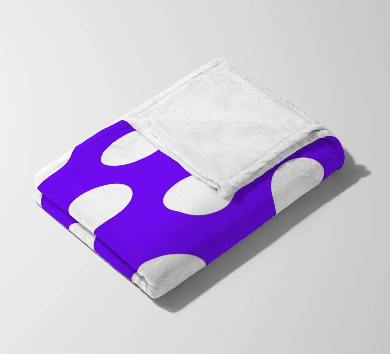 Pois in viola intenso coperta in pile da Happy Littles