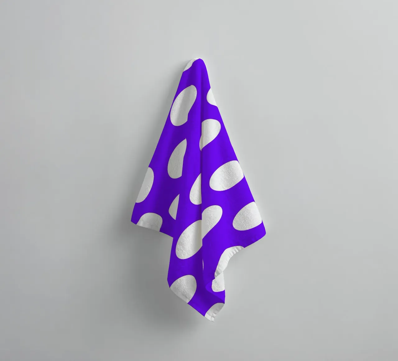 Pois in viola intenso asciugamano da bagno da Happy Littles