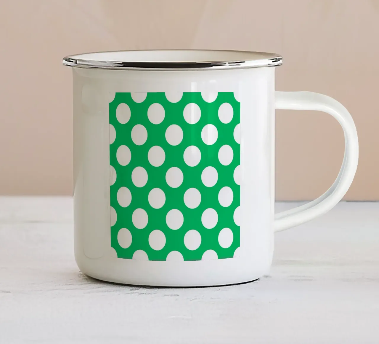 Pois in verde smeraldo tazza in smalto da Happy Littles