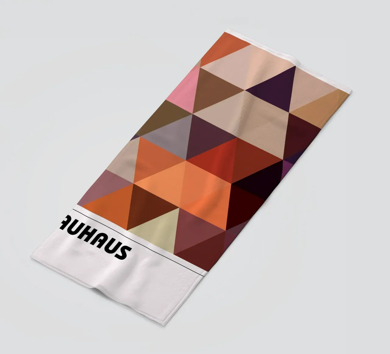Bauhaus Triangle Grid - Geometric Abstract Modern Art Print toalla de playa de NorwesClub