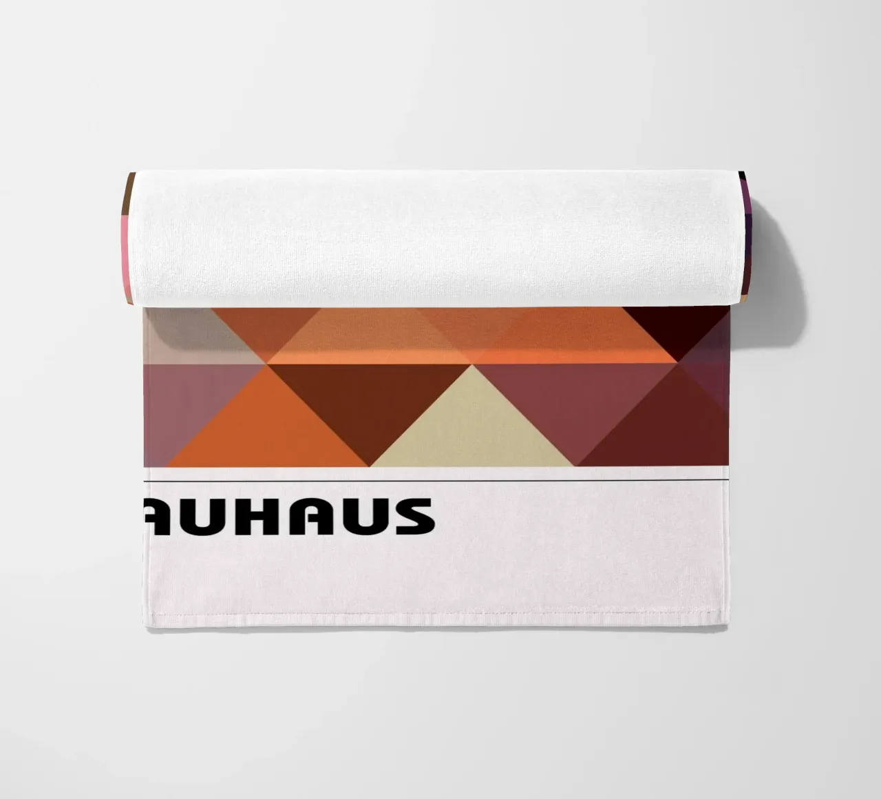 Bauhaus Triangle Grid - Geometric Abstract Modern Art Print toalla de playa de NorwesClub