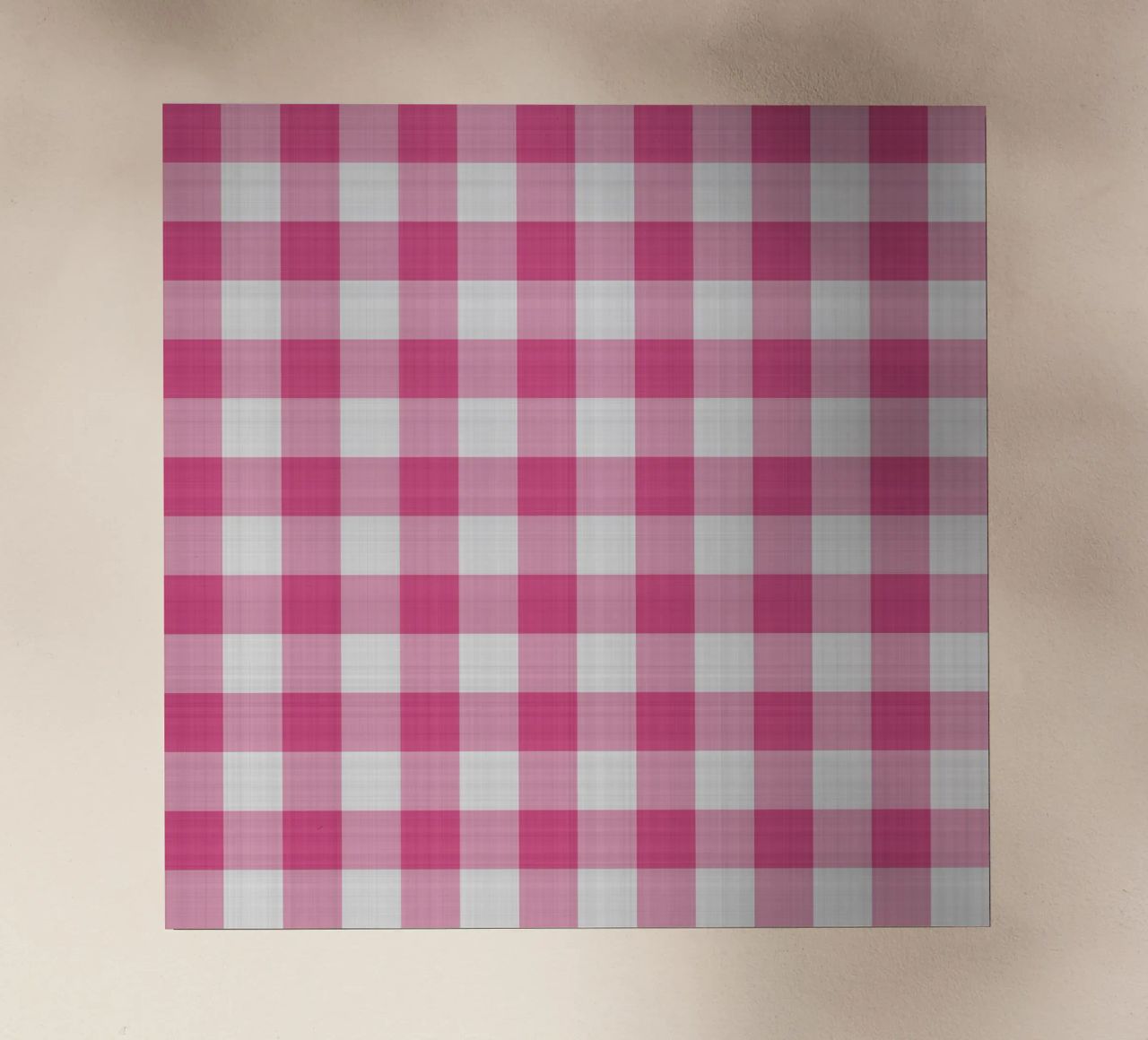Gingham in rosa intenso grande pellicola backlit da Happy Littles