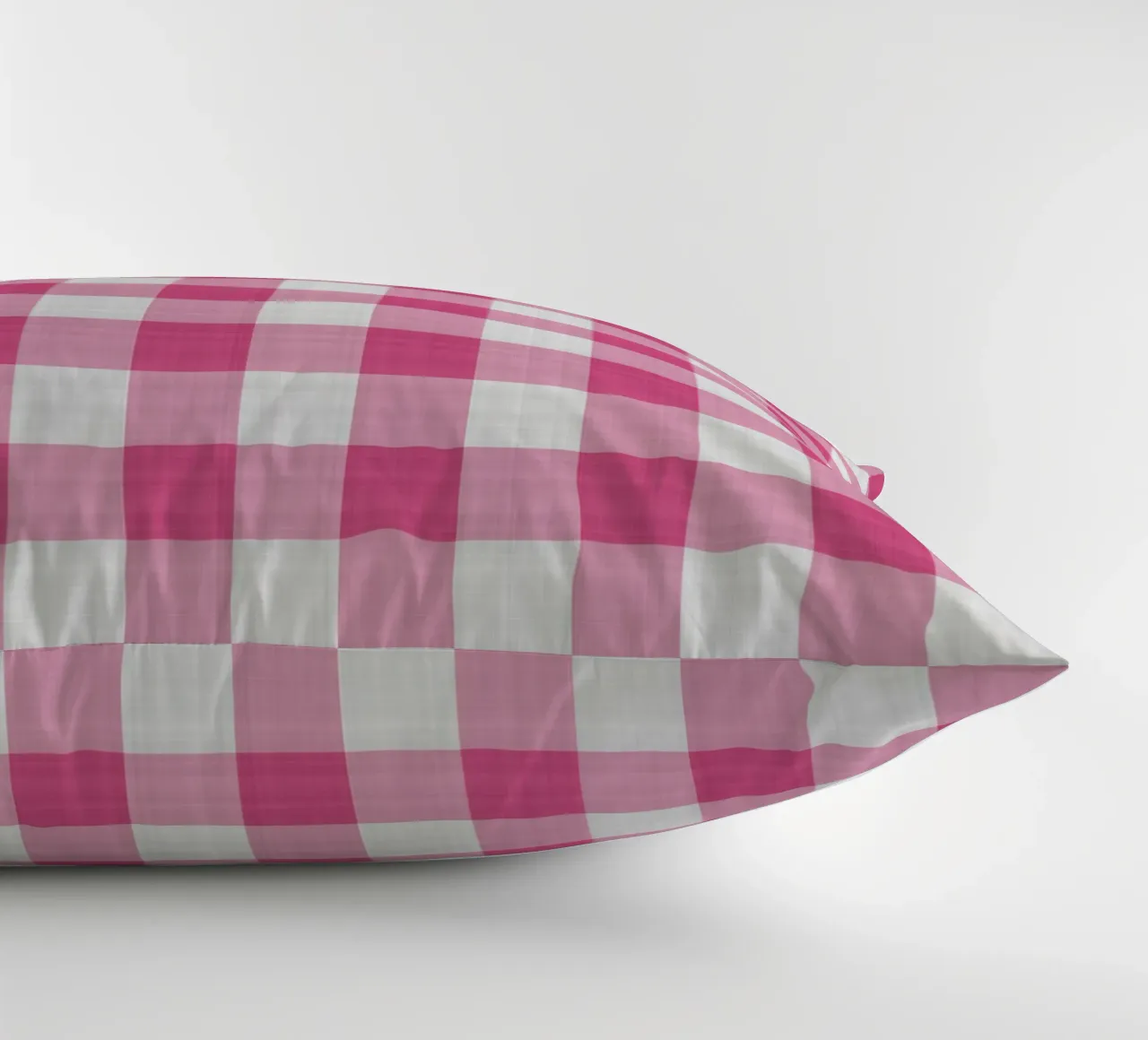 Gingham in rosa intenso grande cuscino da Happy Littles