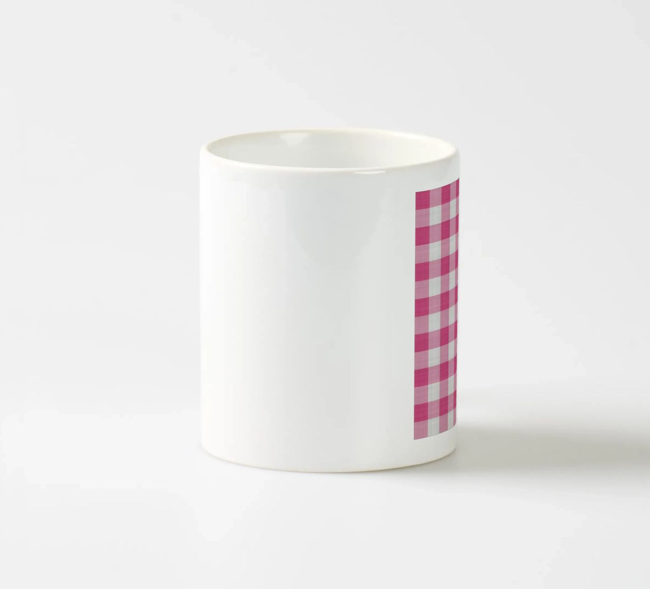 Gingham in rosa intenso grande tazza in ceramica da Happy Littles