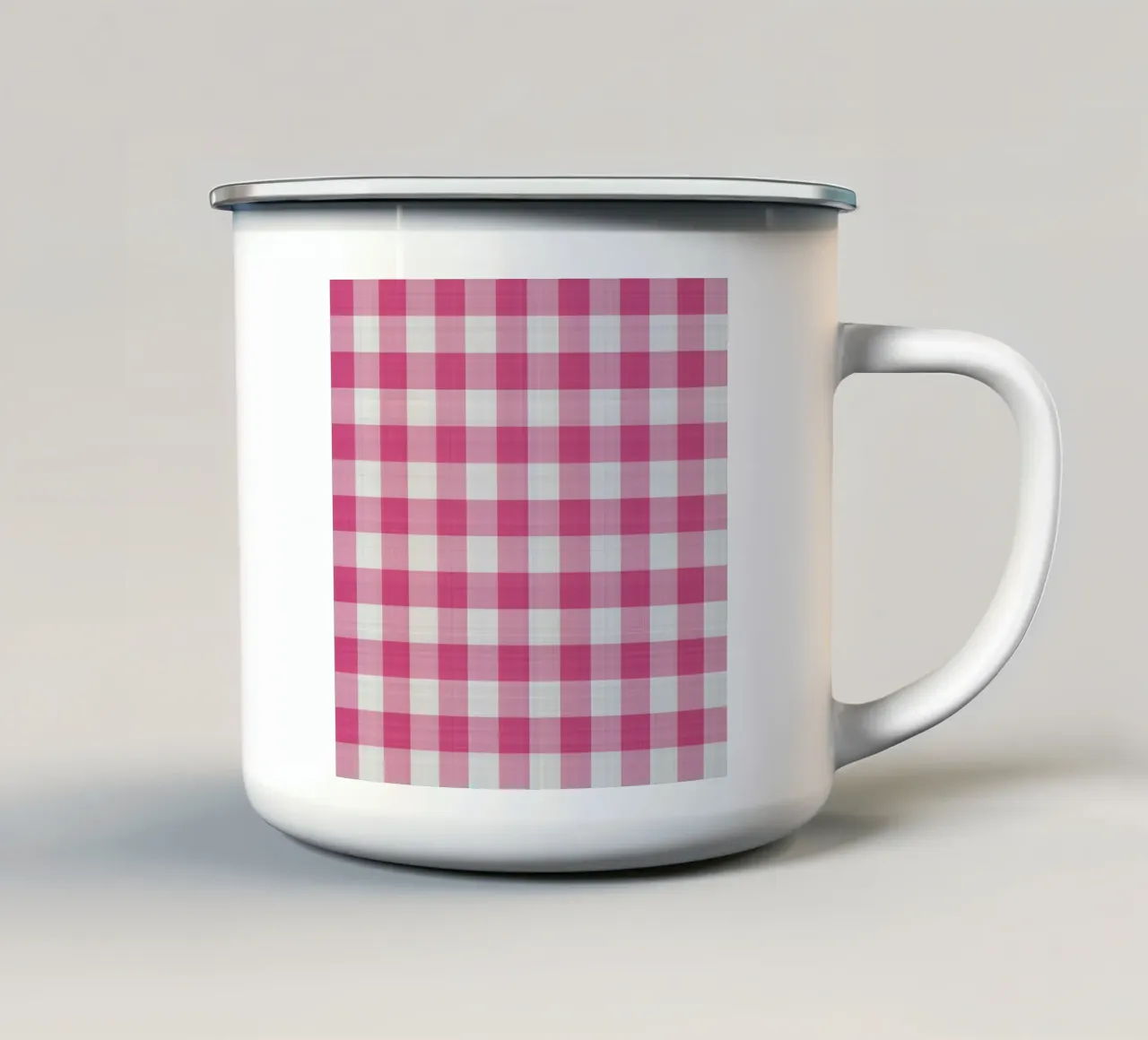 Gingham in Tiefrosa Groß Emaille Tasse von Happy Littles