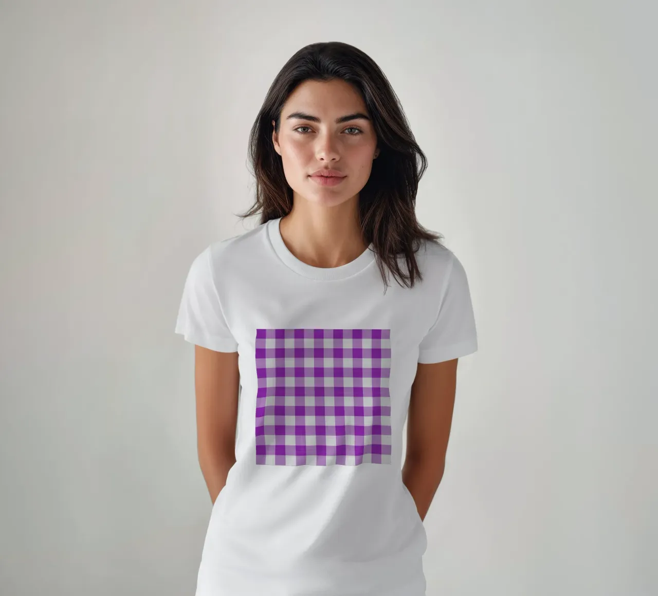 Gingham in viola chiaro grande t-shirt da Happy Littles