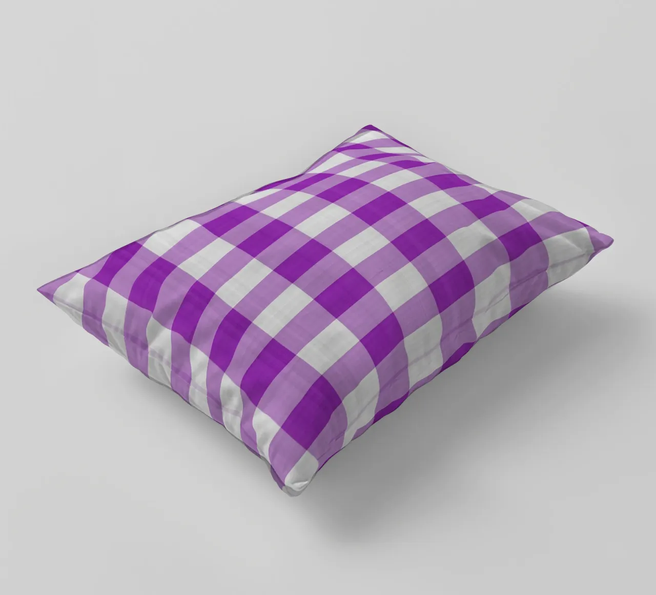 Gingham in viola chiaro grande cuscino da Happy Littles