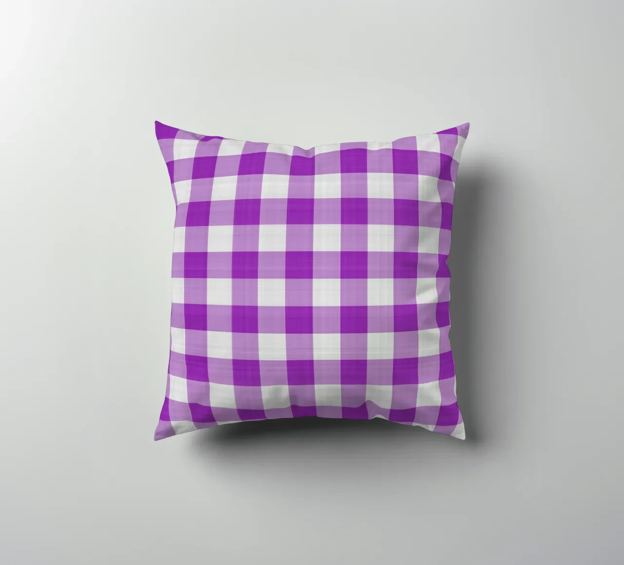 Gingham in Hellviolett Groß Kissen von Happy Littles